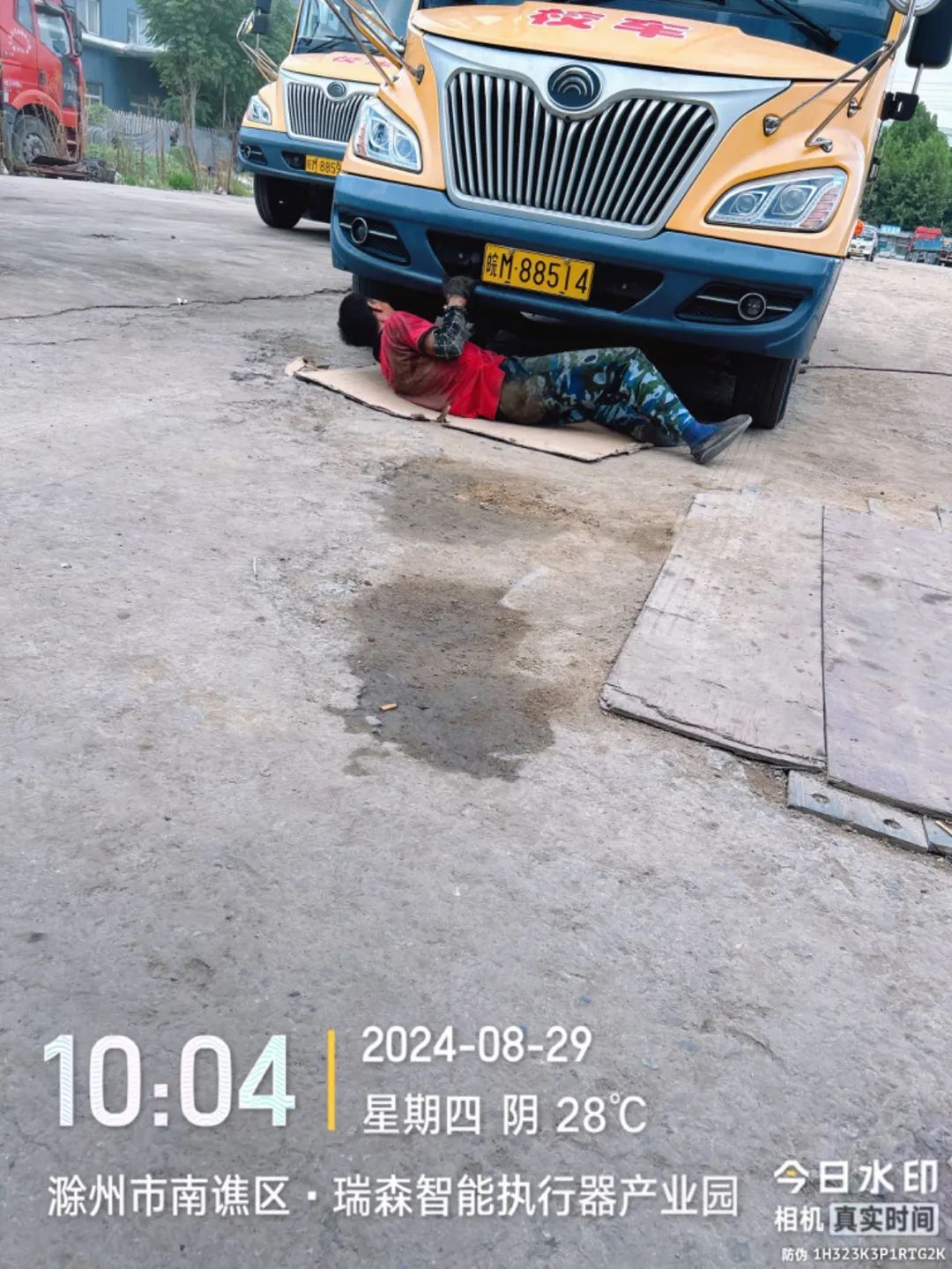 校車安全“大體檢”，筑牢學(xué)生“平安路”