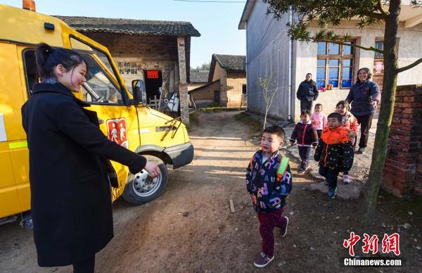 江西校車“云端”全監控 可隨時掌握上下學情況