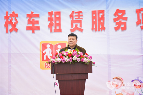 民生工程暖心更連心! 64輛宇通校車連州投運