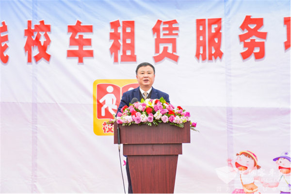 民生工程暖心更連心! 64輛宇通校車連州投運