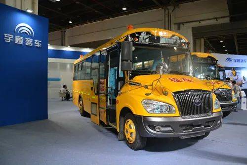 中國校車十年發展之路