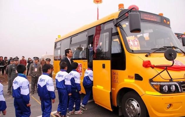 校車發展中所面臨的財政問題