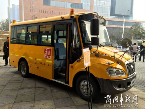 校車運營商用心呵護 宇通安全隨行