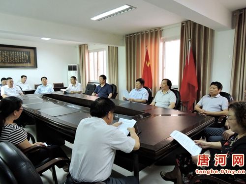 南陽唐河縣政協對“校車安全管理”進行專項民主監督